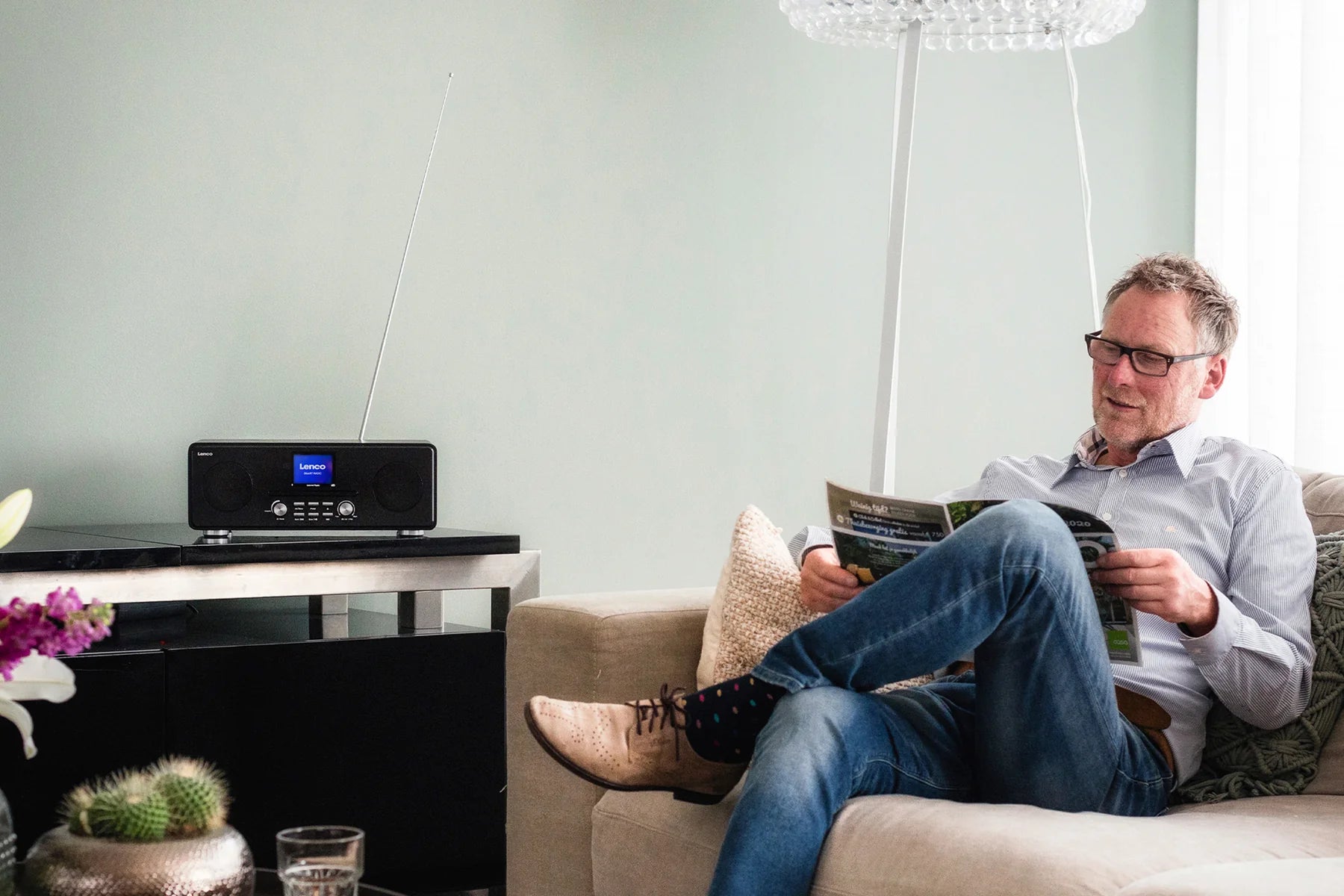 Lenco DIR-260BK – Internetradio CD-soittimella, Bluetoothilla ja DAB+:lla