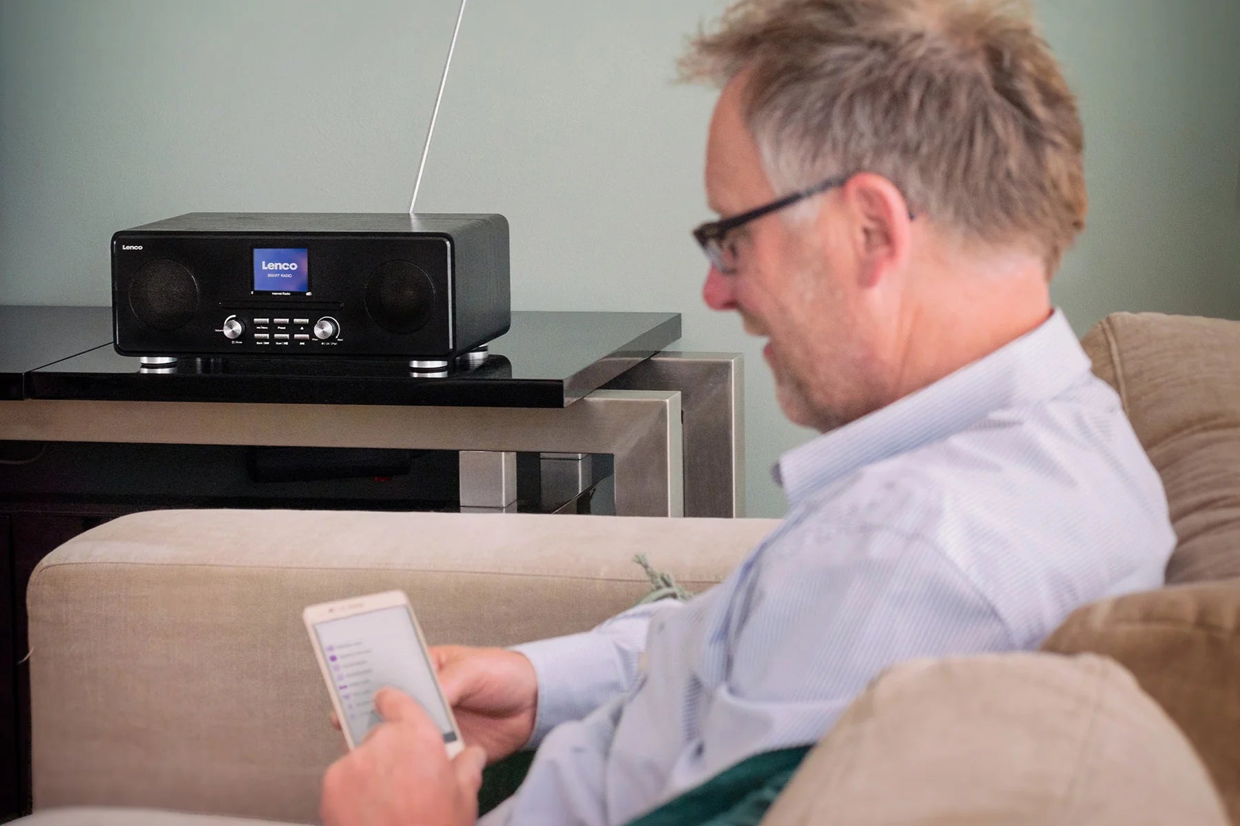 Lenco DIR-260BK – Internetradio CD-soittimella, Bluetoothilla ja DAB+:lla