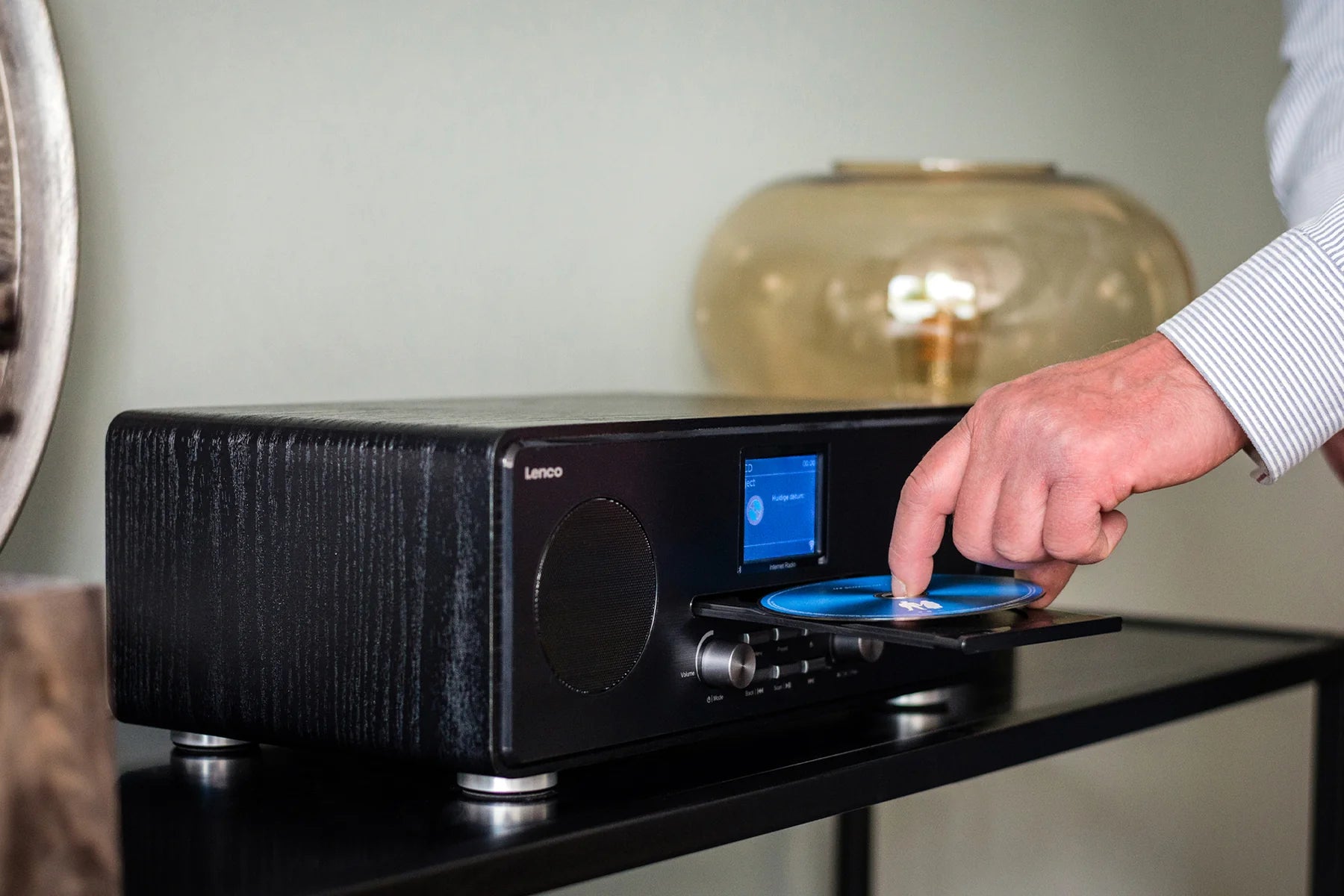 Lenco DIR-260BK – Internetradio CD-soittimella, Bluetoothilla ja DAB+:lla