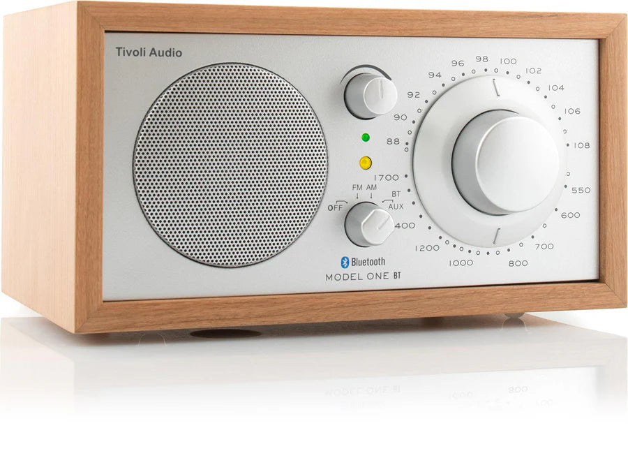 Tivoli Audio Model One BT – Klassikkoradion uusi aikakausi