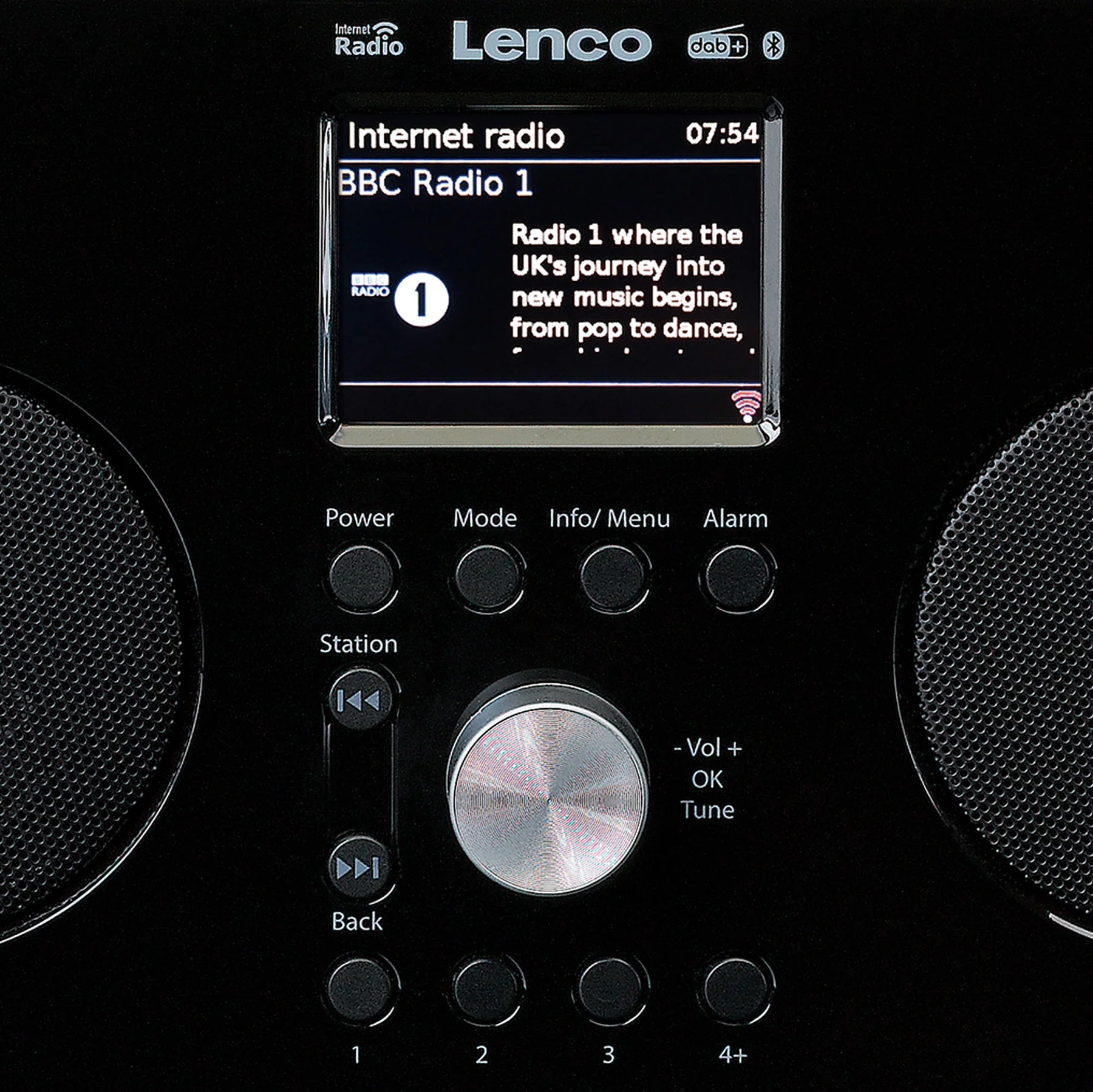 Lenco PIR-645 radio