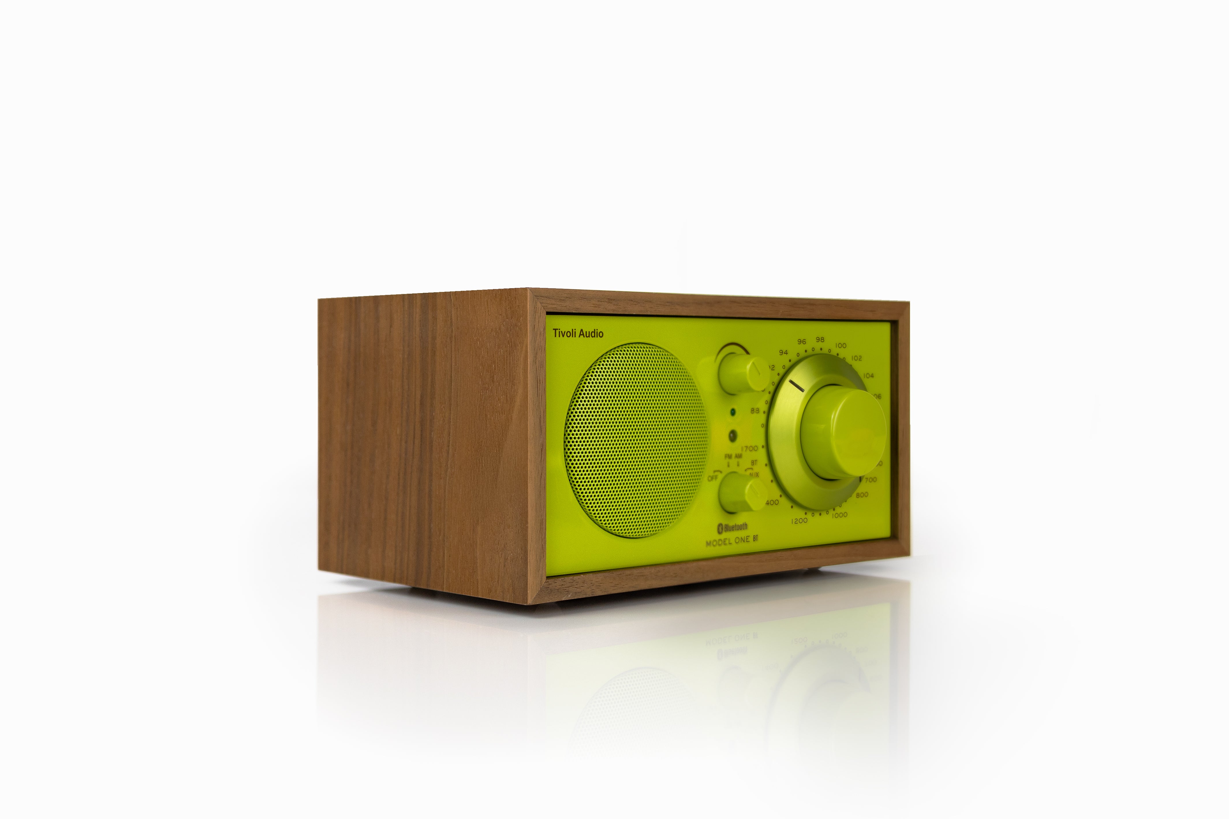 Tivoli Audio Model One BT – Klassikkoradion uusi aikakausi