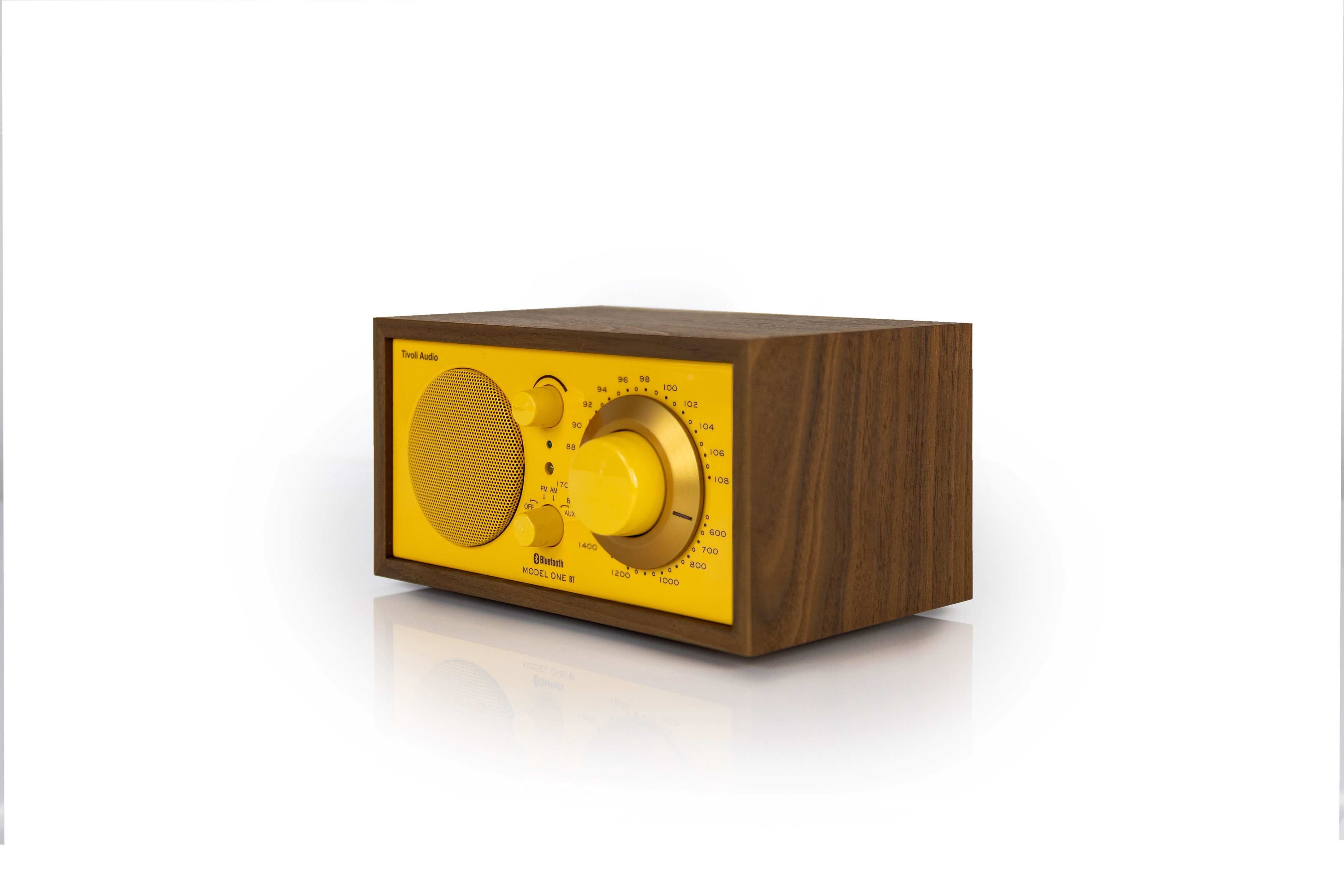 Tivoli Audio Model One BT – Klassikkoradion uusi aikakausi