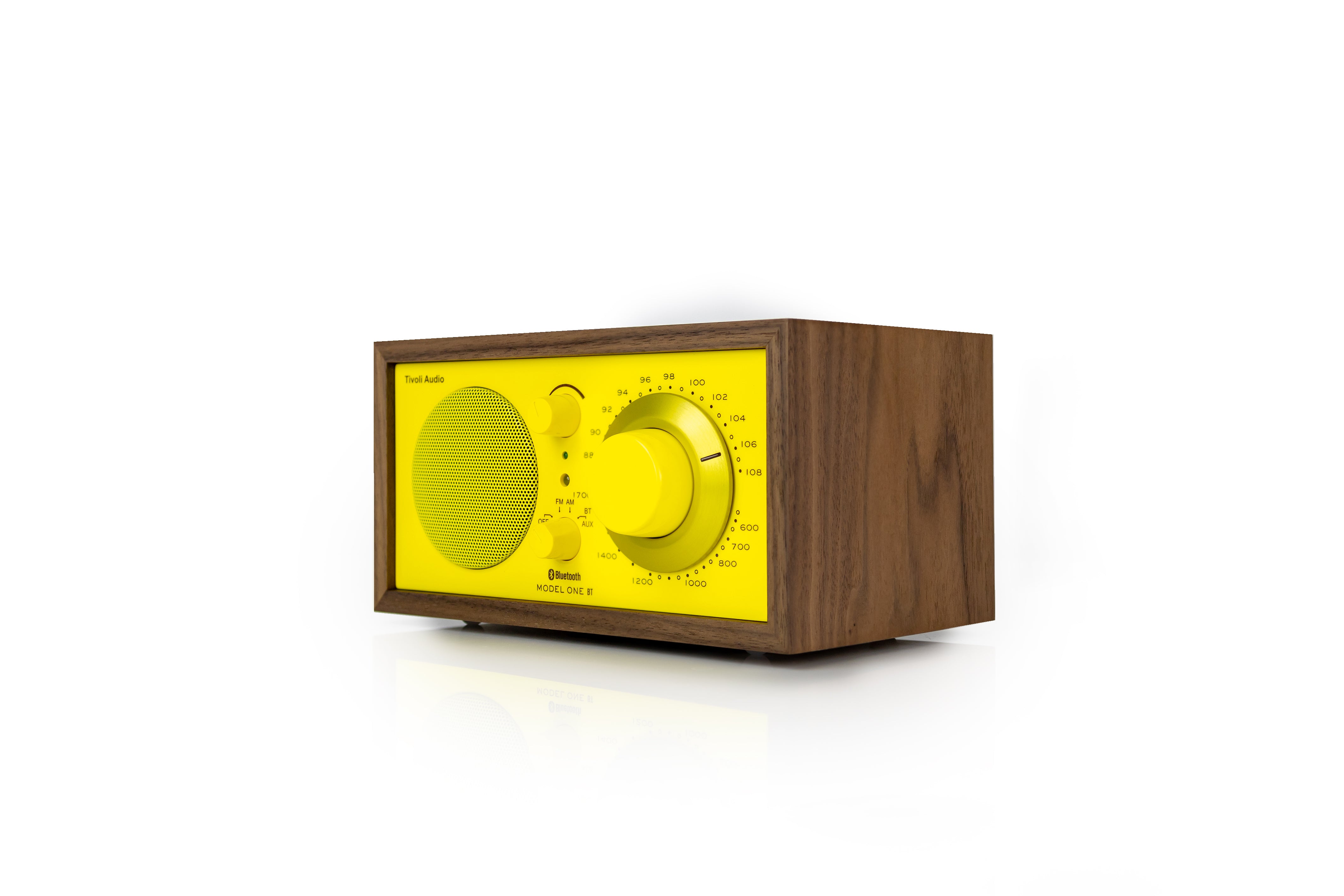 Tivoli Audio Model One BT – Klassikkoradion uusi aikakausi