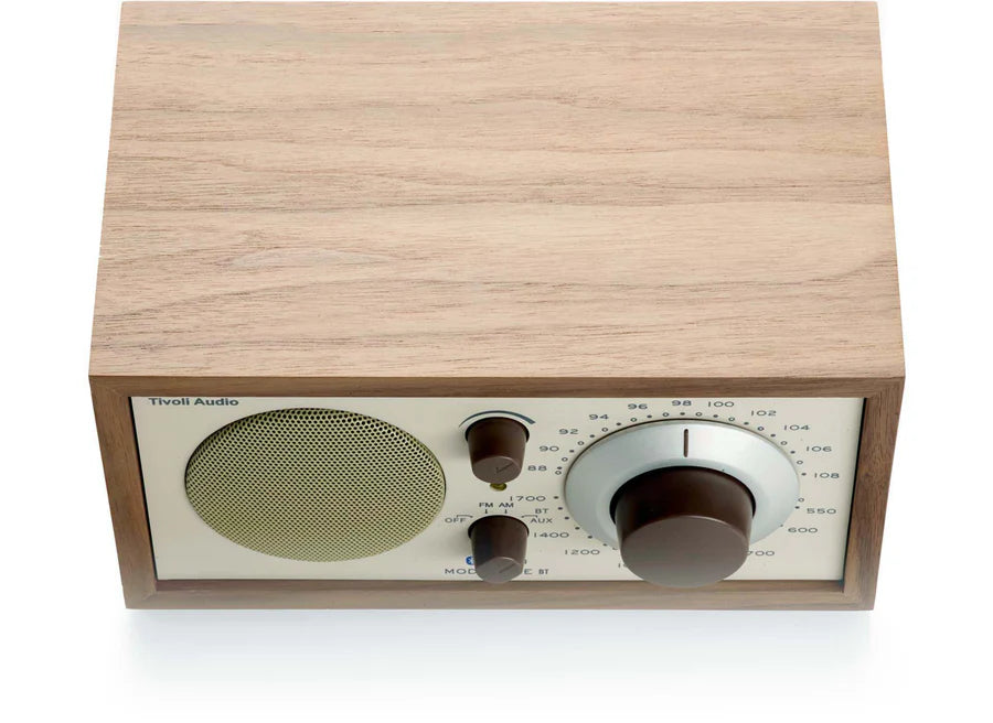 Tivoli Audio Model One BT – Klassikkoradion uusi aikakausi