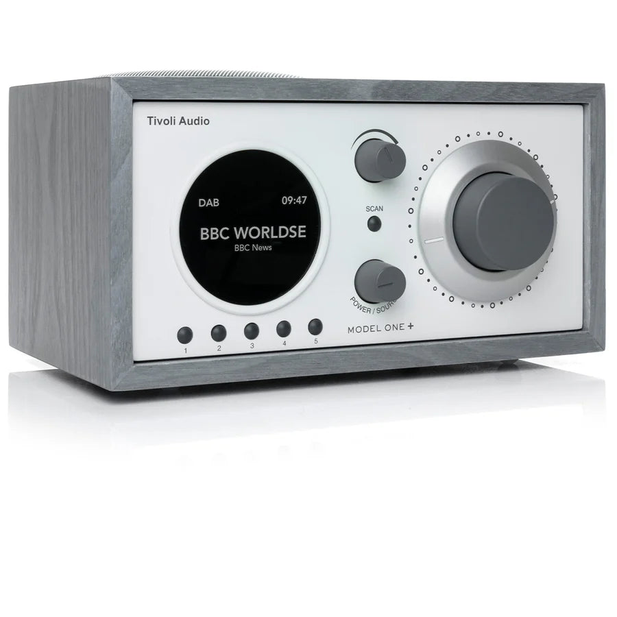 Tivoli Audio Model One+ – Klassikkoradion uusi digitaalinen aikakausi