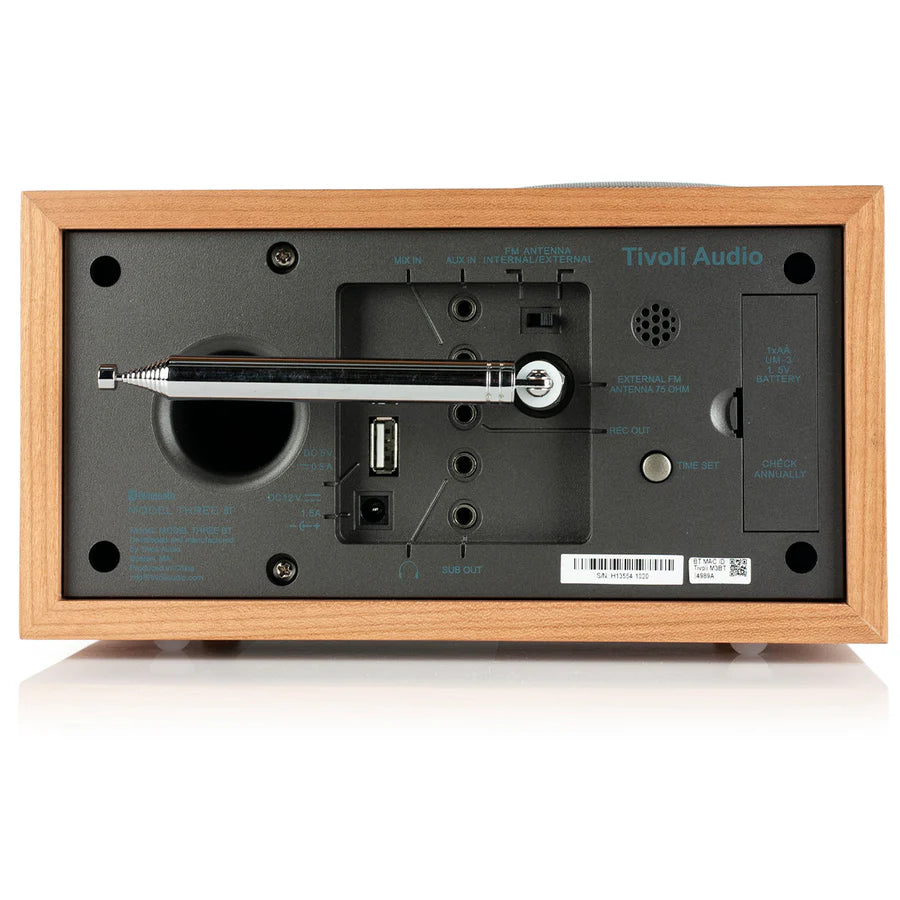 Tivoli Audio Model Three BT – Tyylikäs herätys ja huippuääni