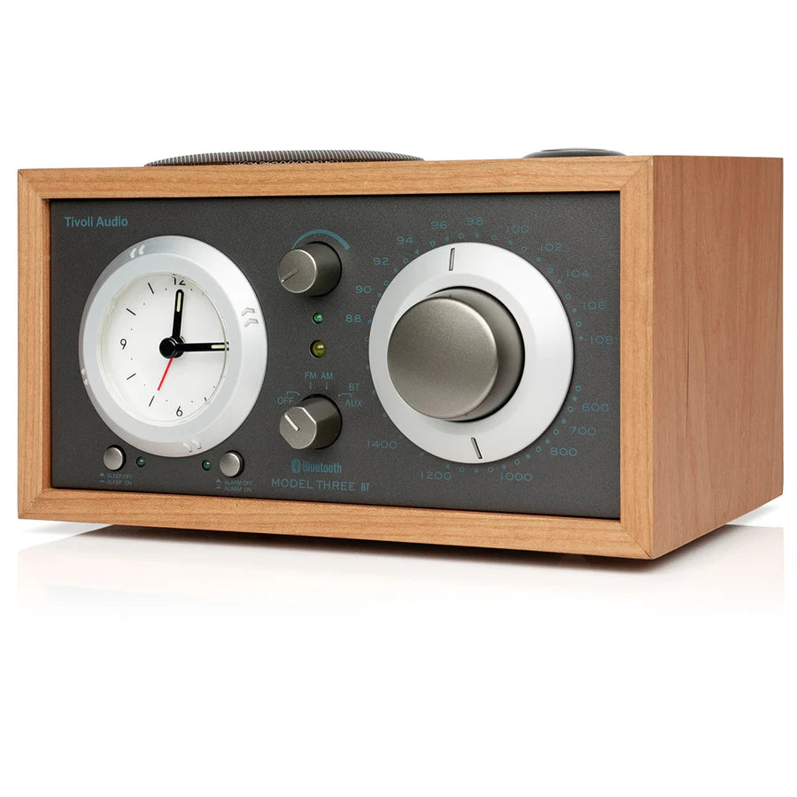 Tivoli Audio Model Three BT – Tyylikäs herätys ja huippuääni