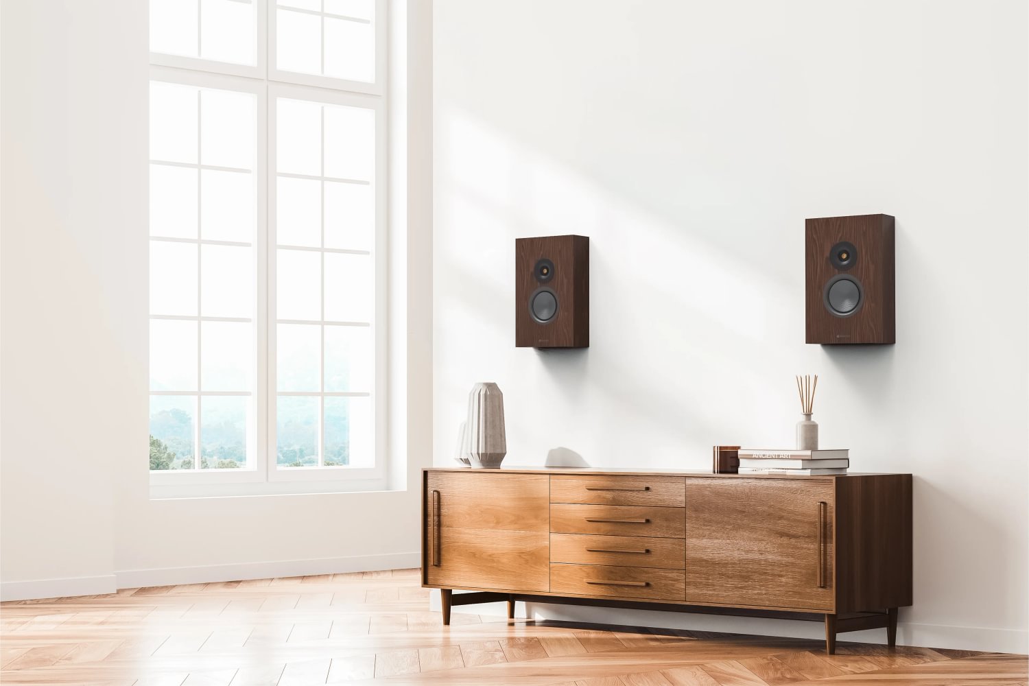 Monitor Audio Silver On-Wall 8G