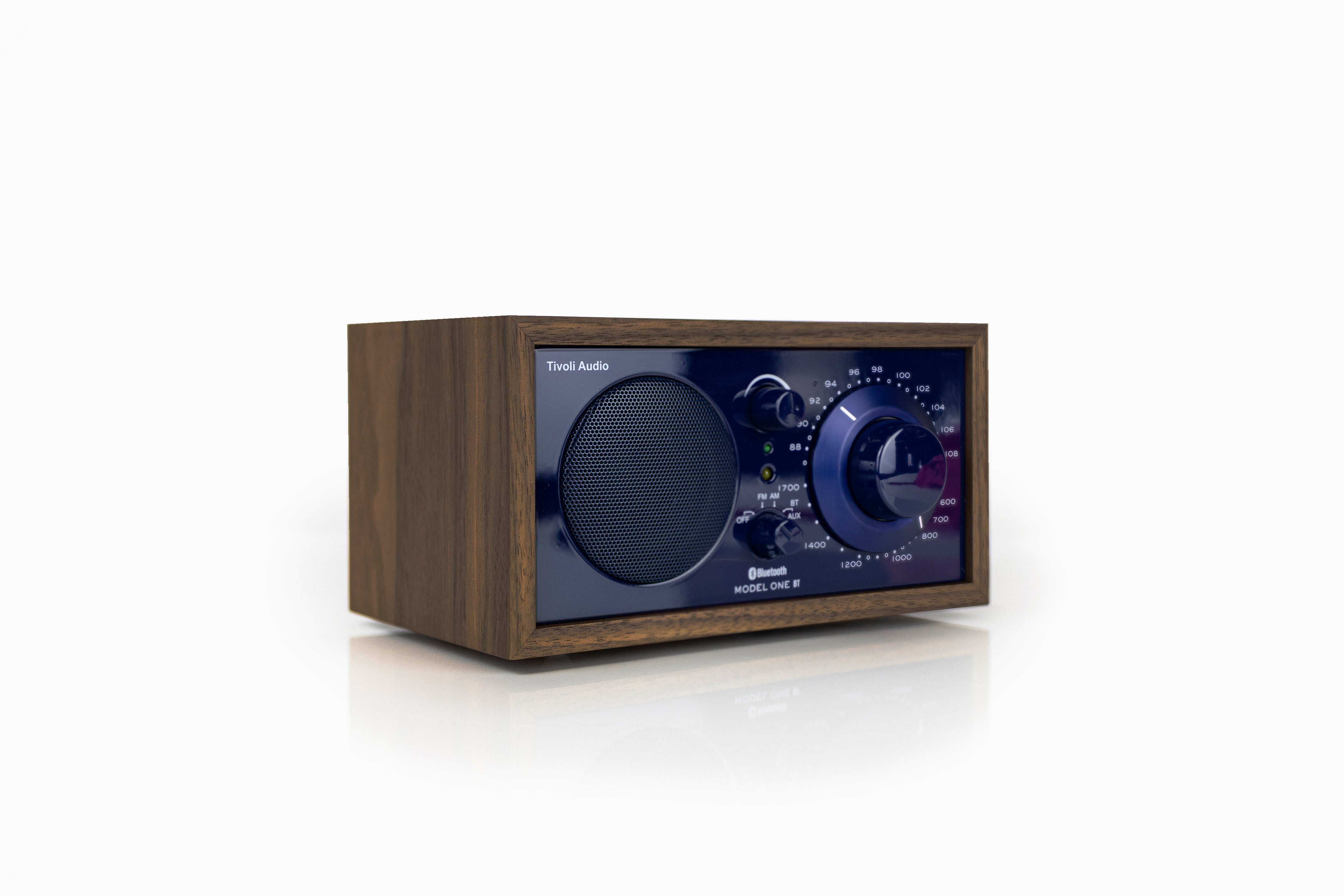 Tivoli Audio Model One BT – Klassikkoradion uusi aikakausi