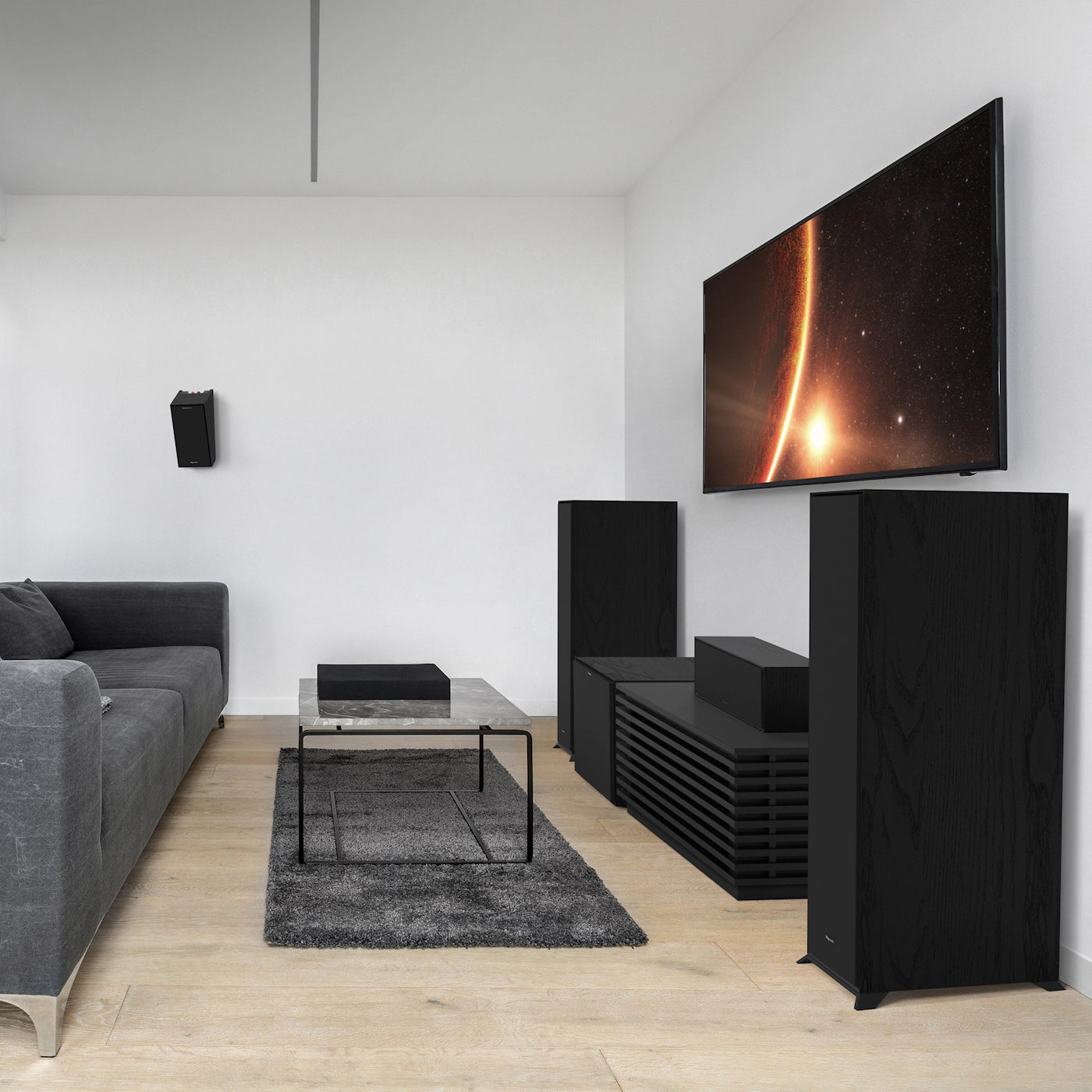 Klipsch R-605FA - lattiakaiutin musta