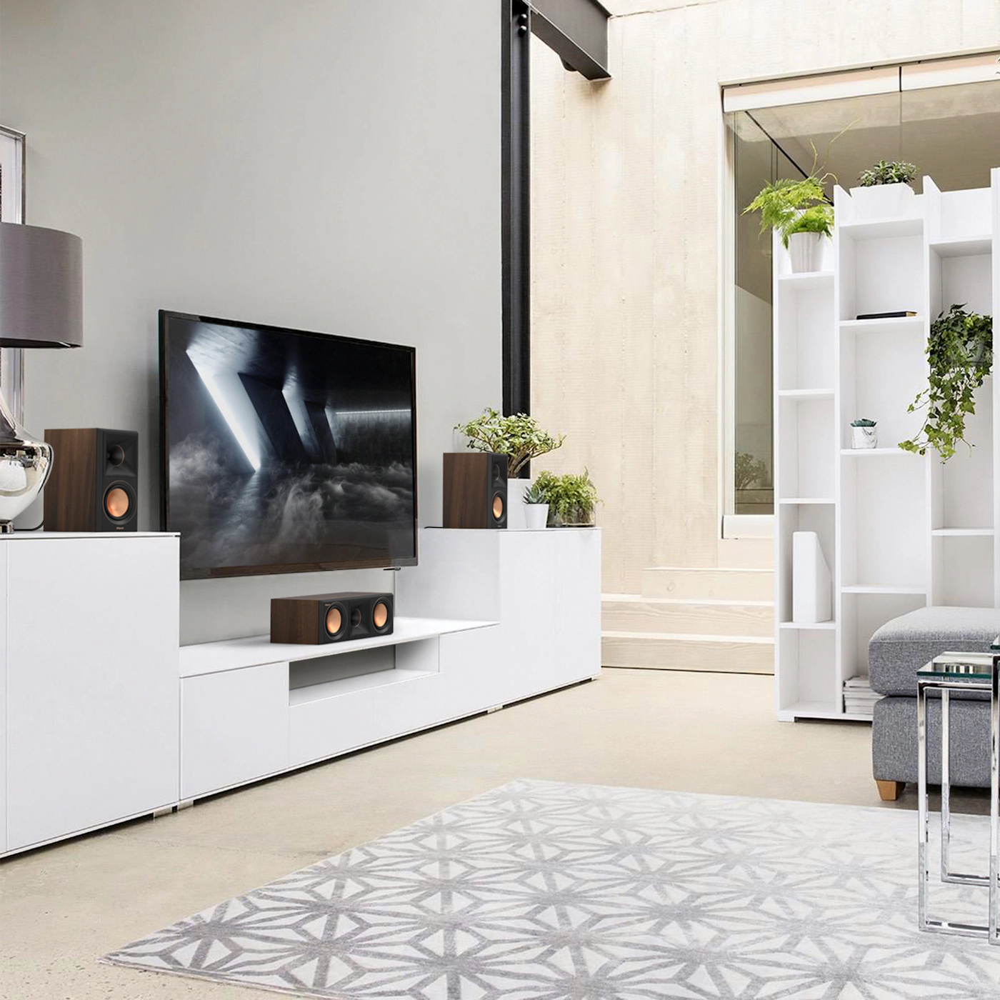 Klipsch RP-500M II – Jalustakaiuttimet, jotka herättävät äänen eloon