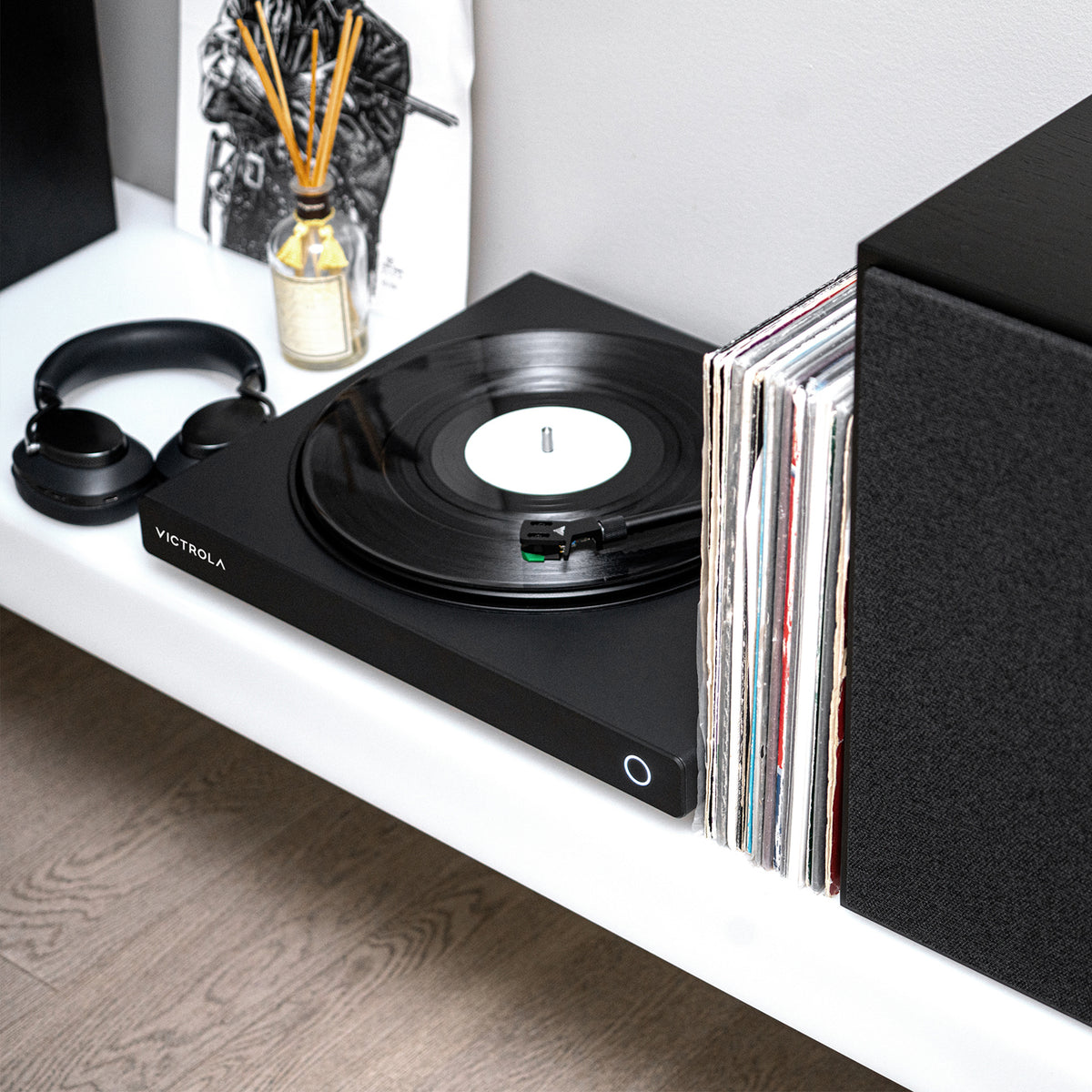 Victrola Hi-Res Onyx Vinyylisoitin - Hi-Fi-laatuinen levysoitin digitaalisella ulostulolla