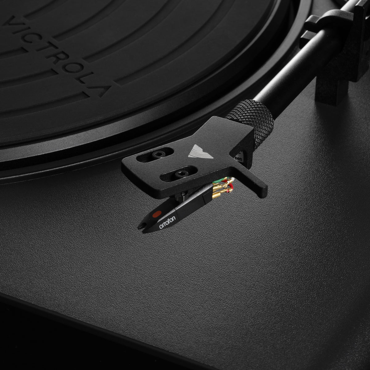 Victrola Stream Onyx Vinyylisoitin - Sonos-yhteensopiva levysoitin moderniin kotiin