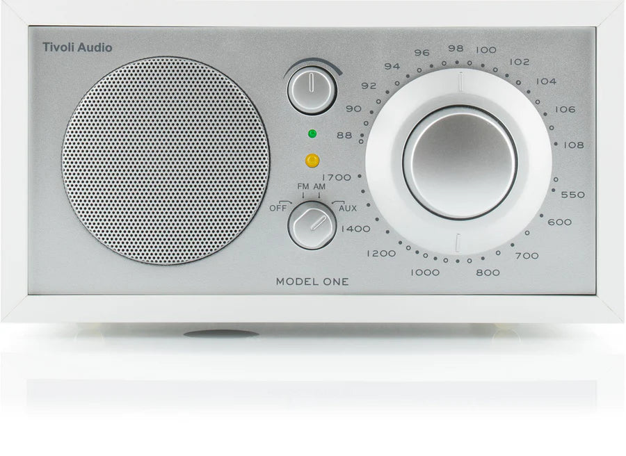 Tivoli Audio Model One – Ajaton analoginen radiolegenda